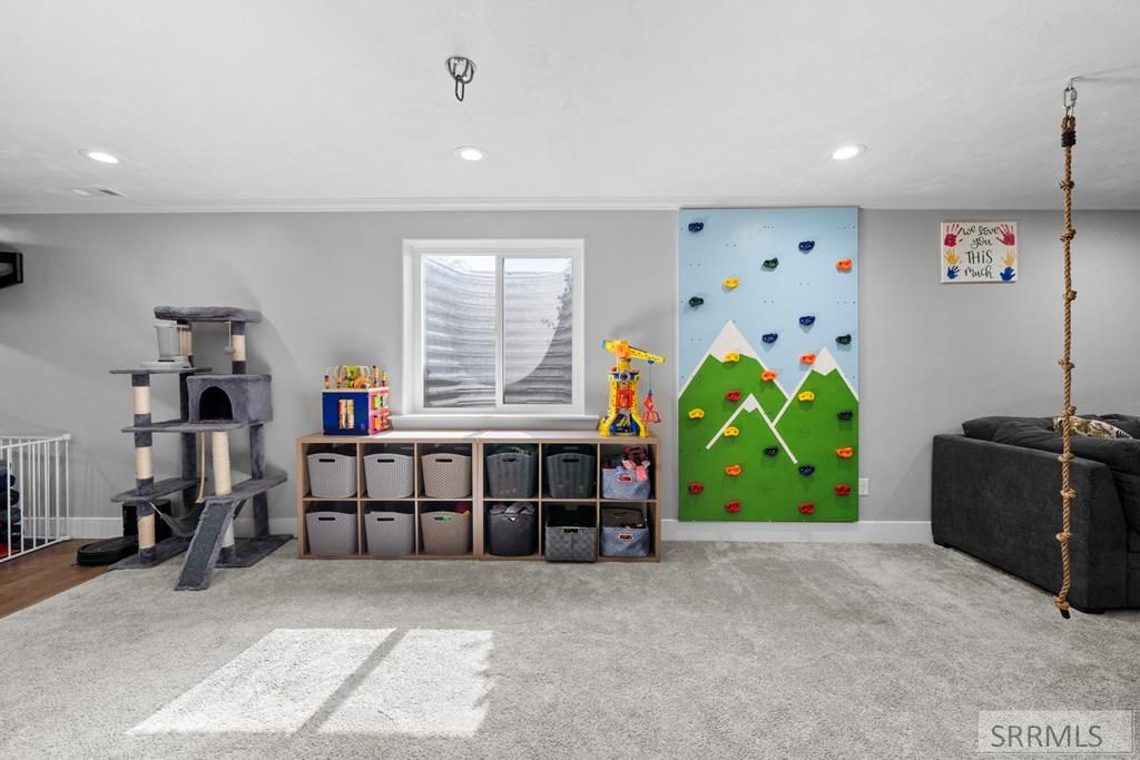 IDAHO FALLS, Idaho, 83402, United States, 6 Bedrooms Bedrooms, ,3 BathroomsBathrooms,Residential,For Sale,1980843