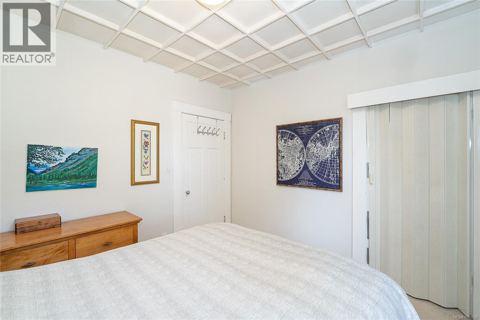 SAANICH, British Columbia, V8Z 3T7, CA, 2 Bedrooms Bedrooms, ,2 BathroomsBathrooms,Residential,For Sale,1948861