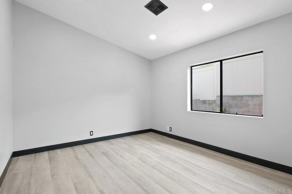 El Cajon, California, 92021, United States, 3 Bedrooms Bedrooms, ,2 BathroomsBathrooms,Residential,For Sale,1917242