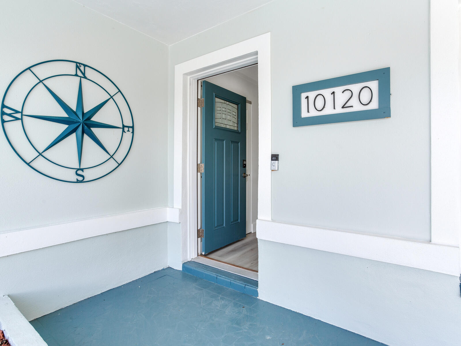 Treasure Island, Florida, 33706, United States, 3 Bedrooms Bedrooms, ,2 BathroomsBathrooms,Residential,For Sale,1981949