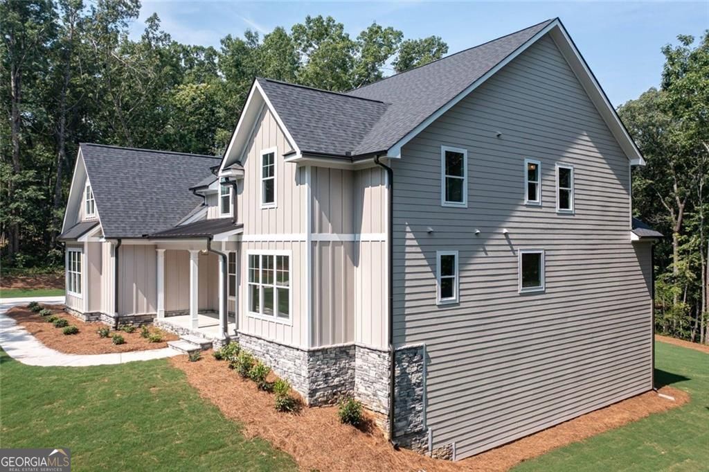 Douglasville, Georgia, 30135, United States, 5 Bedrooms Bedrooms, ,5 BathroomsBathrooms,Residential,For Sale,1876885
