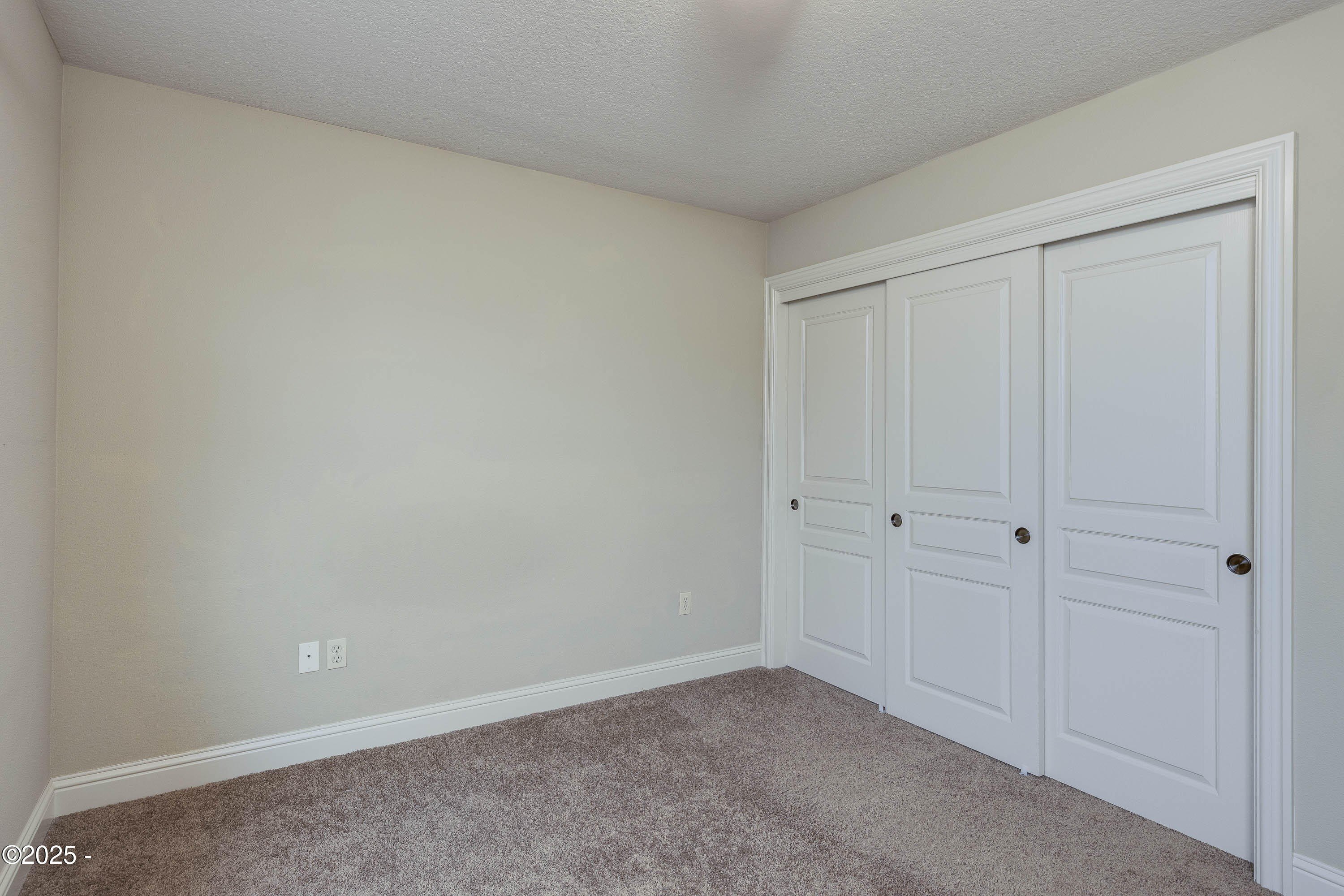 Salem, Oregon, 97306, United States, 4 Bedrooms Bedrooms, ,3 BathroomsBathrooms,Residential,For Sale,1739114