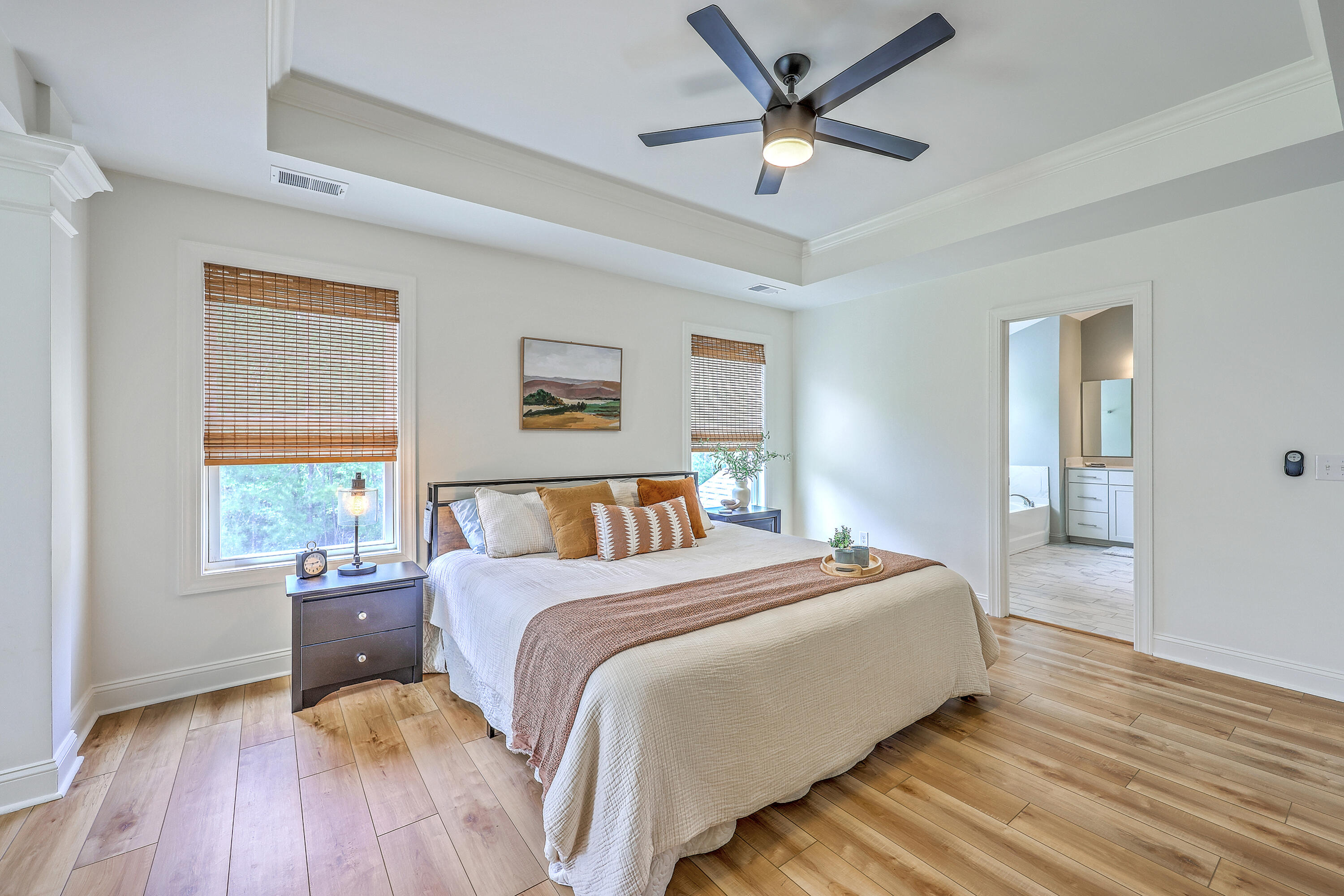 Summerville, South Carolina, 29483, United States, 4 Bedrooms Bedrooms, ,3 BathroomsBathrooms,Residential,For Sale,1928541