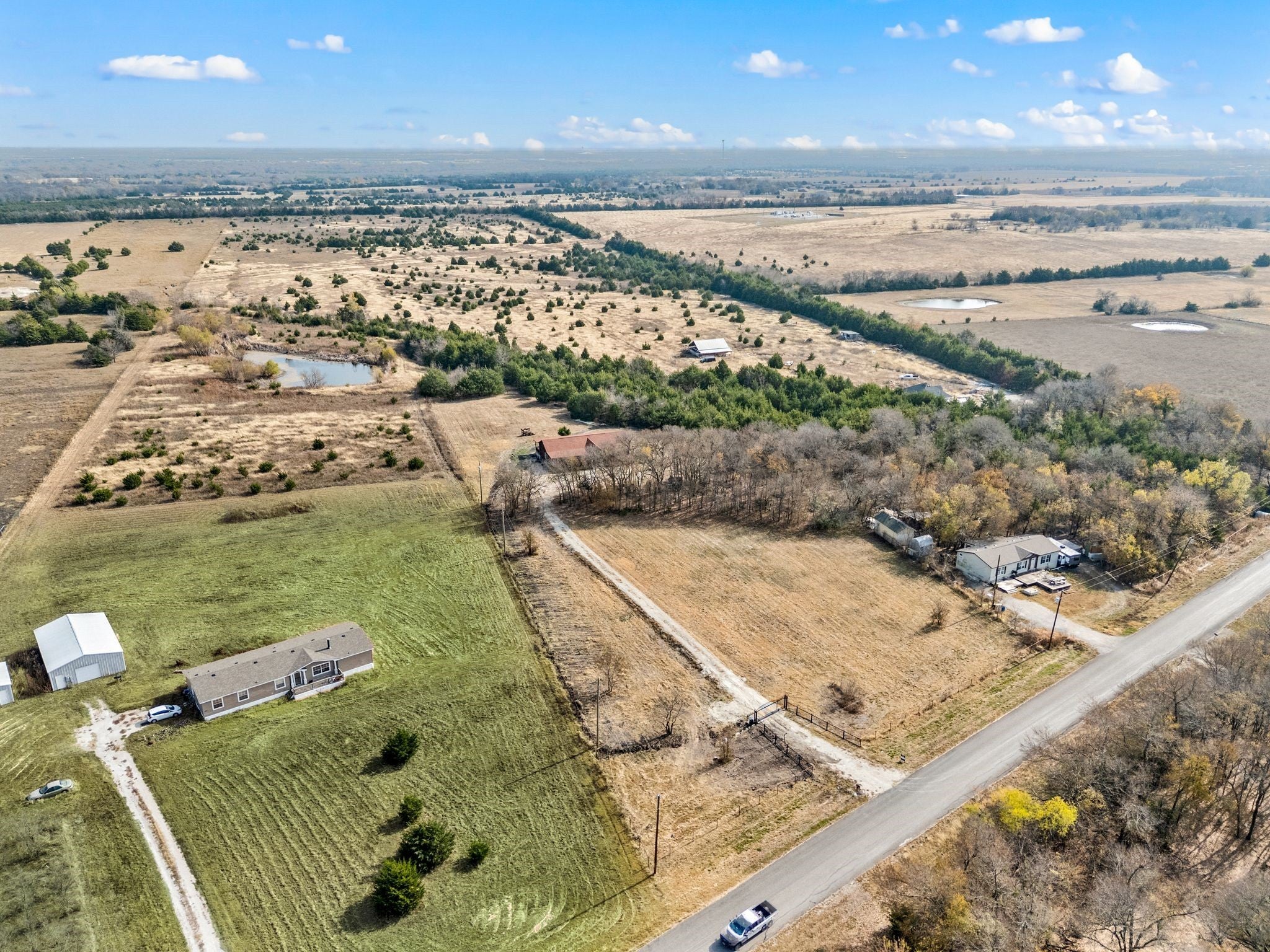 Farmersville, Texas, 75442, United States, 3 Bedrooms Bedrooms, ,2 BathroomsBathrooms,Residential,For Sale,1995432