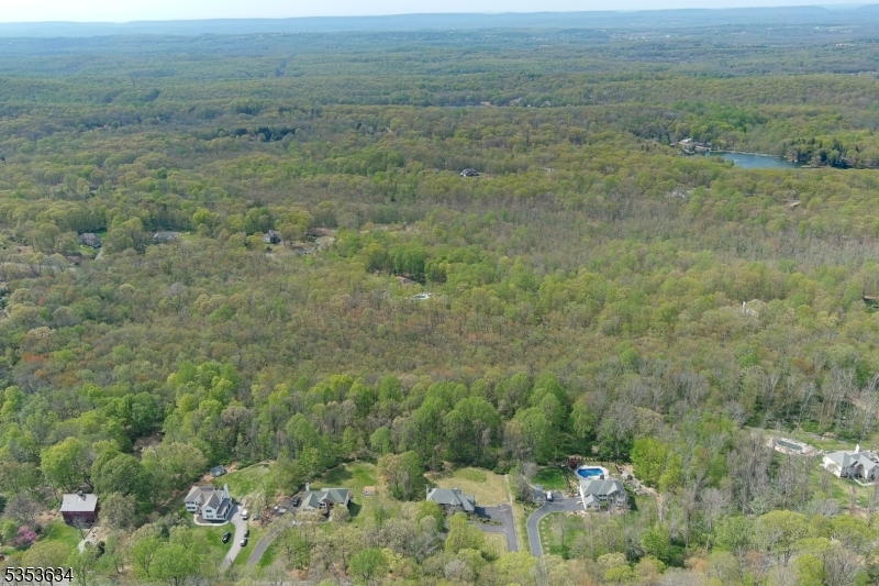 Andover Twp., New Jersey, 07821, United States, 4 Bedrooms Bedrooms, ,3 BathroomsBathrooms,Residential,For Sale,1793413