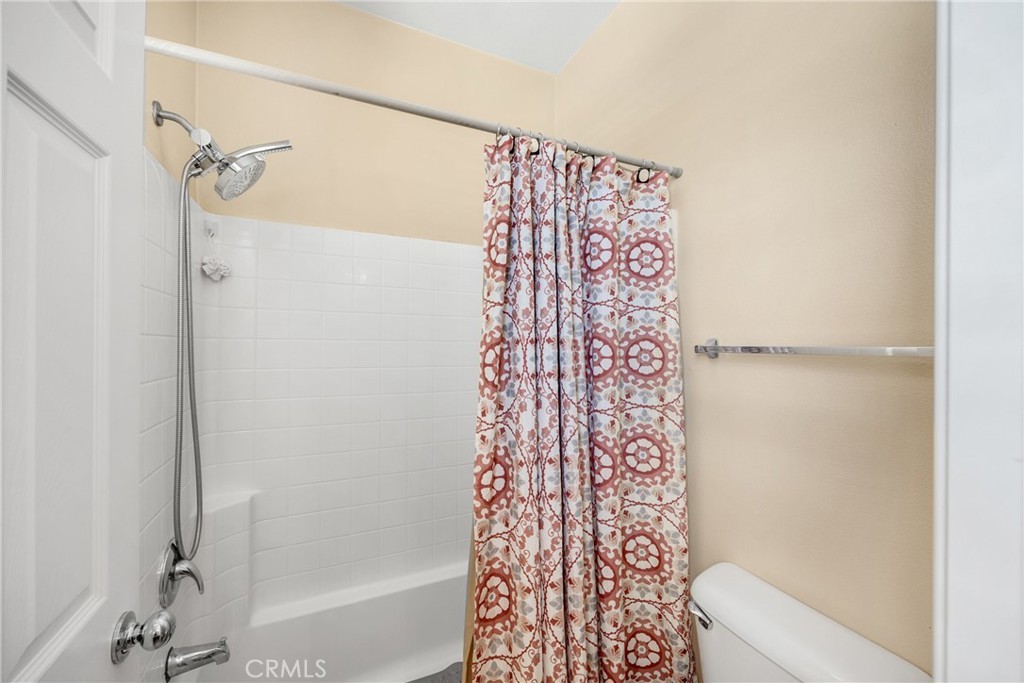 Highland, California, 92346, United States, 5 Bedrooms Bedrooms, ,4 BathroomsBathrooms,Residential,For Sale,1975200