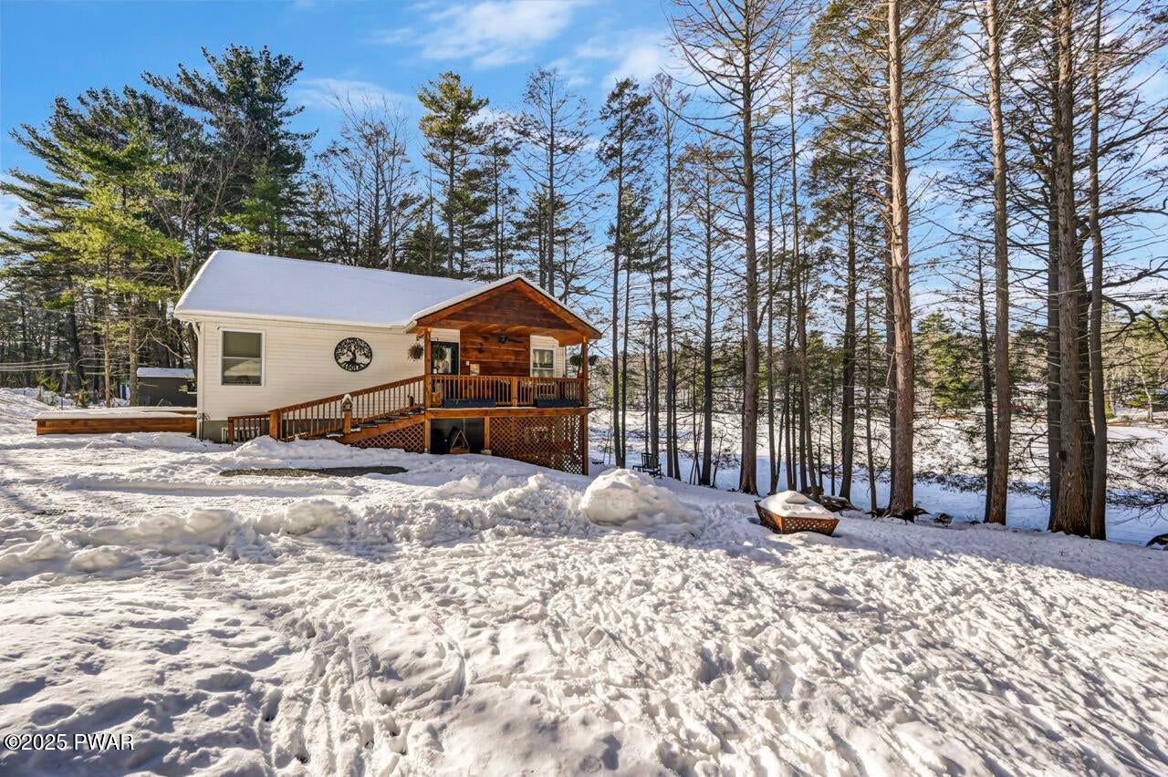 Dingmans Ferry, Pennsylvania, 18328, United States, 2 Bedrooms Bedrooms, ,1 BathroomBathrooms,Residential,For Sale,2006132