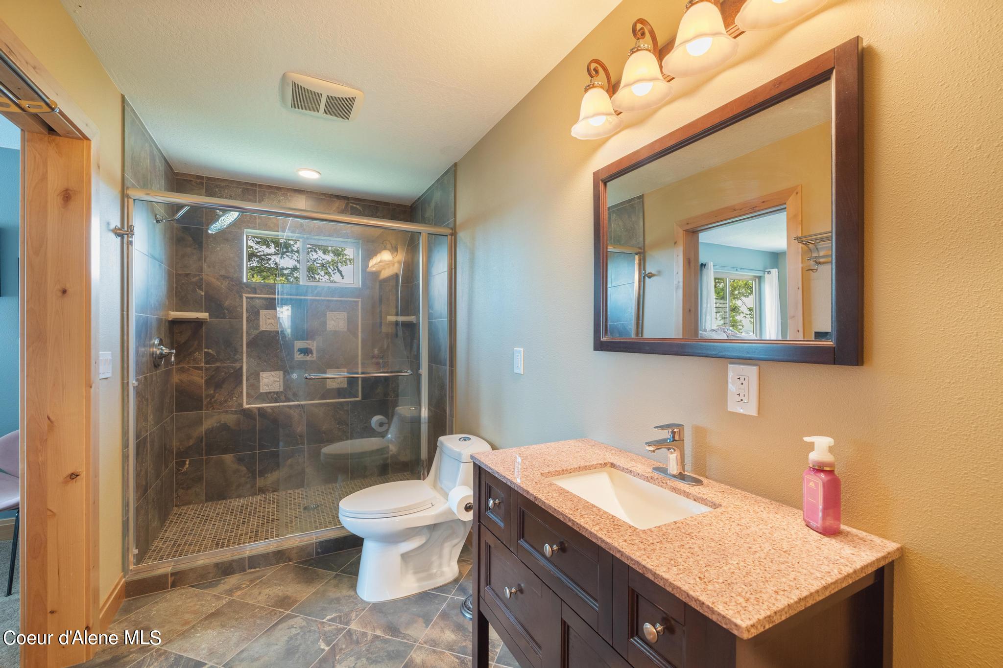 Coeur D'alene, Idaho, 83814, United States, 4 Bedrooms Bedrooms, ,3 BathroomsBathrooms,Residential,For Sale,1795061