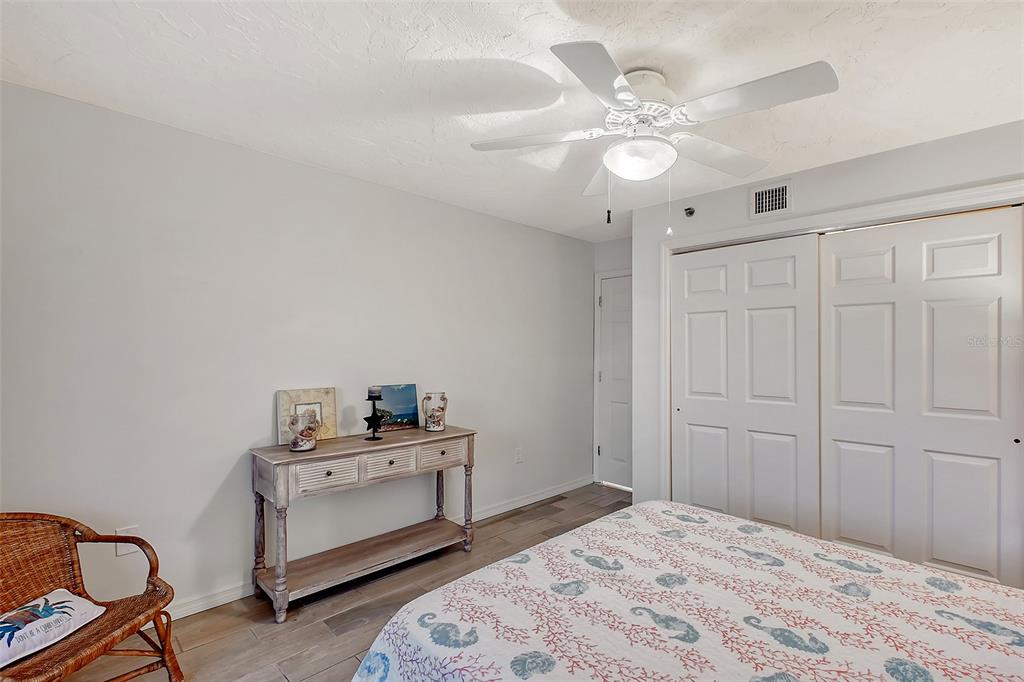 Bradenton, Florida, 34210, United States, 2 Bedrooms Bedrooms, ,3 BathroomsBathrooms,Residential,For Sale,1793424