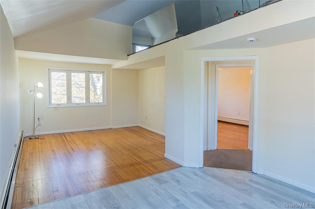 Amityville, New York, 11701, United States, 6 Bedrooms Bedrooms, ,3 BathroomsBathrooms,Residential,For Sale,1989653