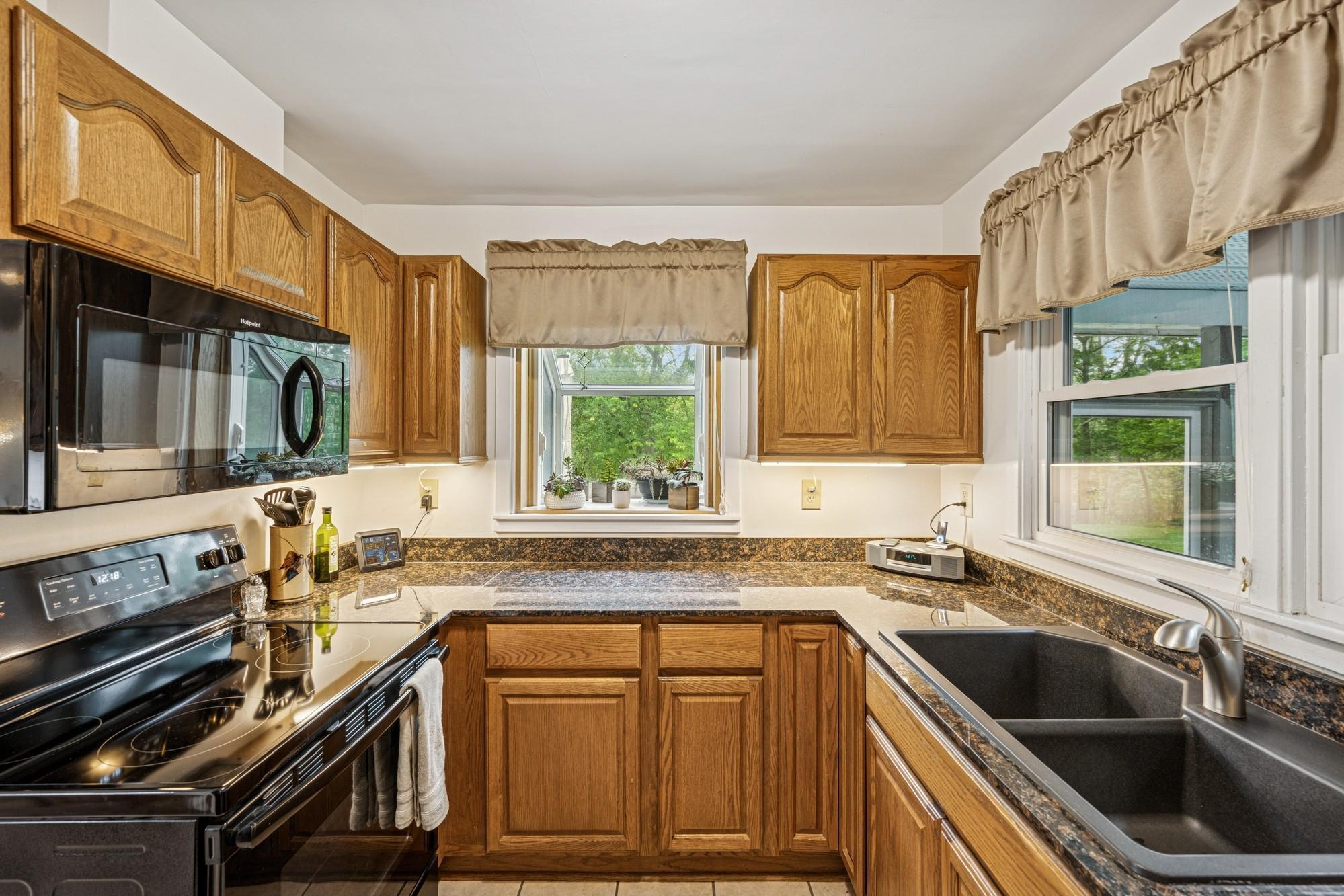 Minnetonka, Minnesota, 55345, United States, 3 Bedrooms Bedrooms, ,1 BathroomBathrooms,Residential,For Sale,1902041