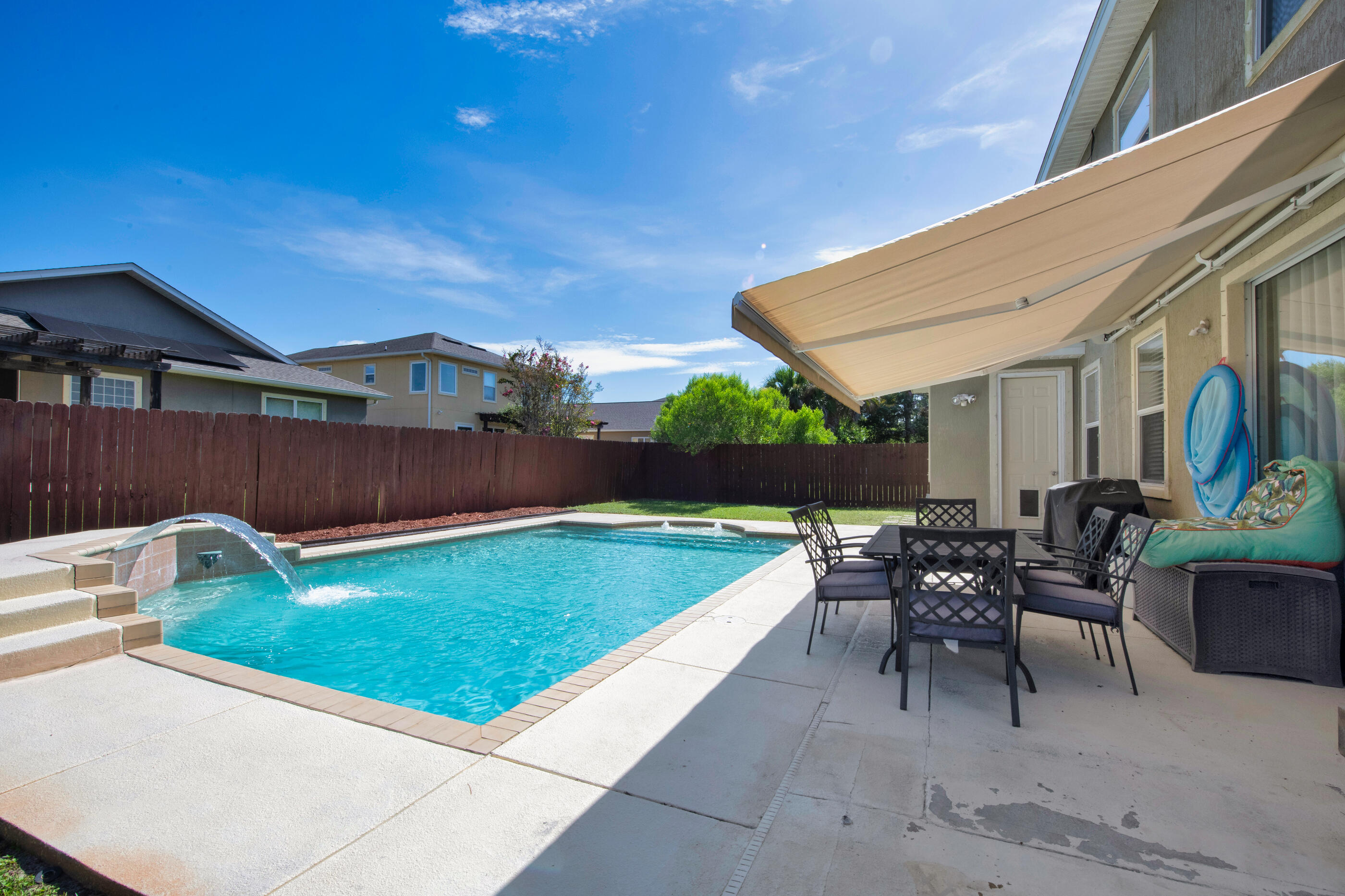 Mary Esther, Florida, 32569, United States, 5 Bedrooms Bedrooms, ,3 BathroomsBathrooms,Residential,For Sale,1940408