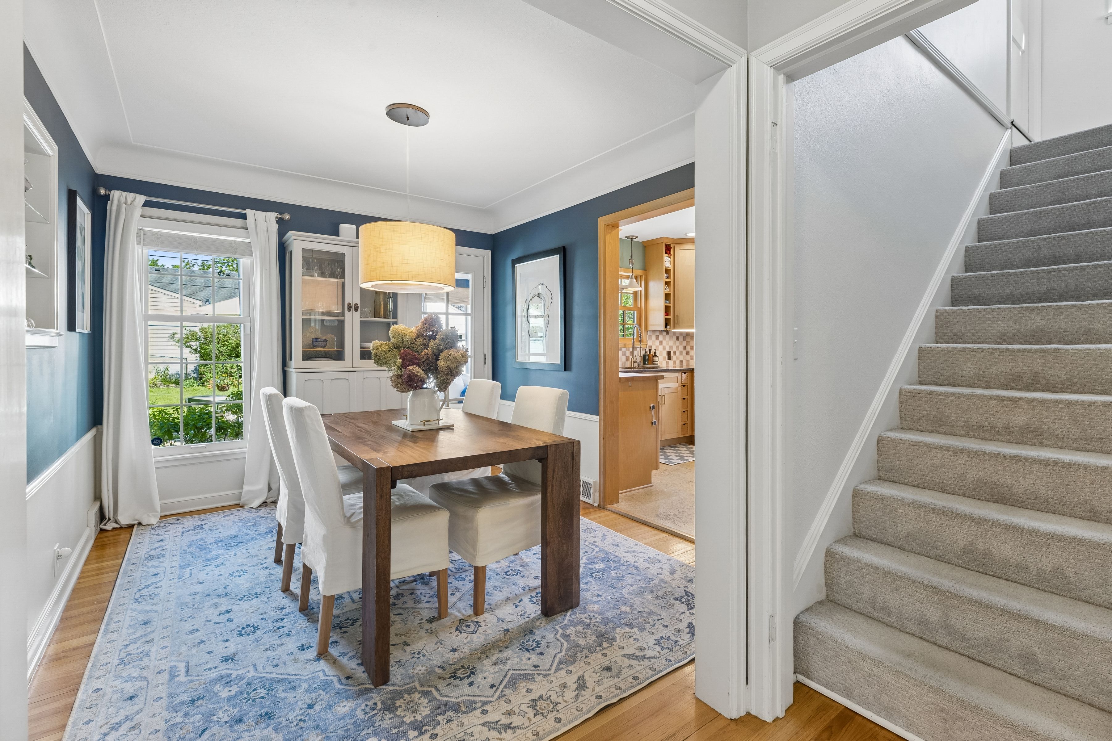  Elegant Cape Cod Living with Timeless Architectural Detail - 物件實景