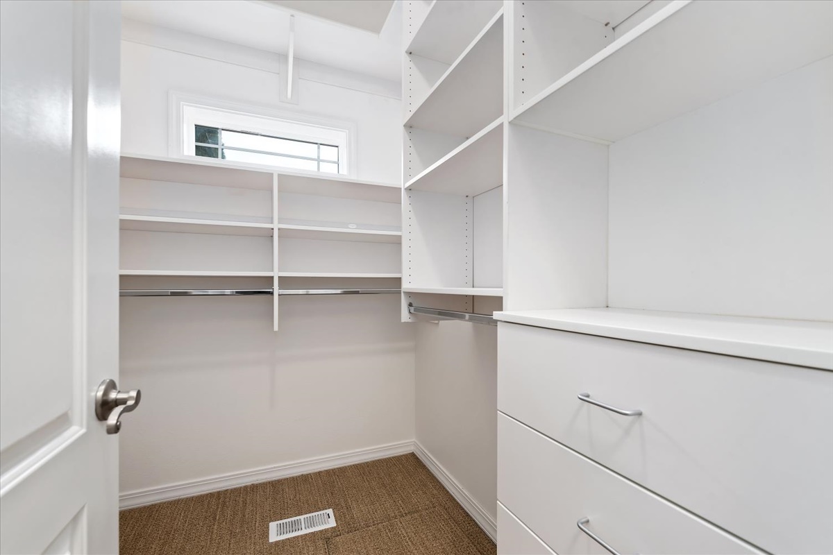 Mountain Home, Idaho, 83647, United States, 4 Bedrooms Bedrooms, ,5 BathroomsBathrooms,Residential,For Sale,1978242