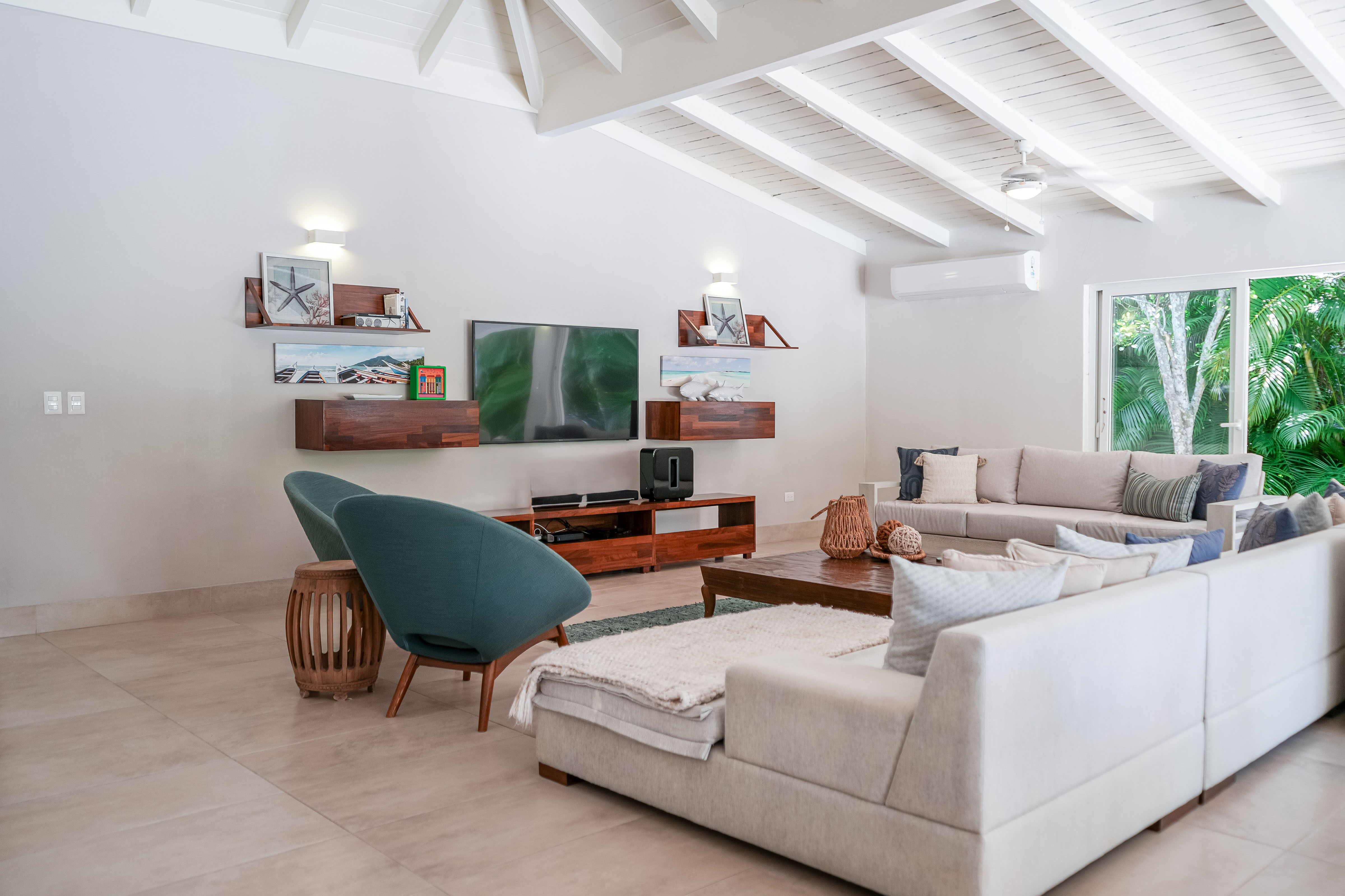  Los Lagos 64  One-Level Living Just Moments from the Beach - 物件實景