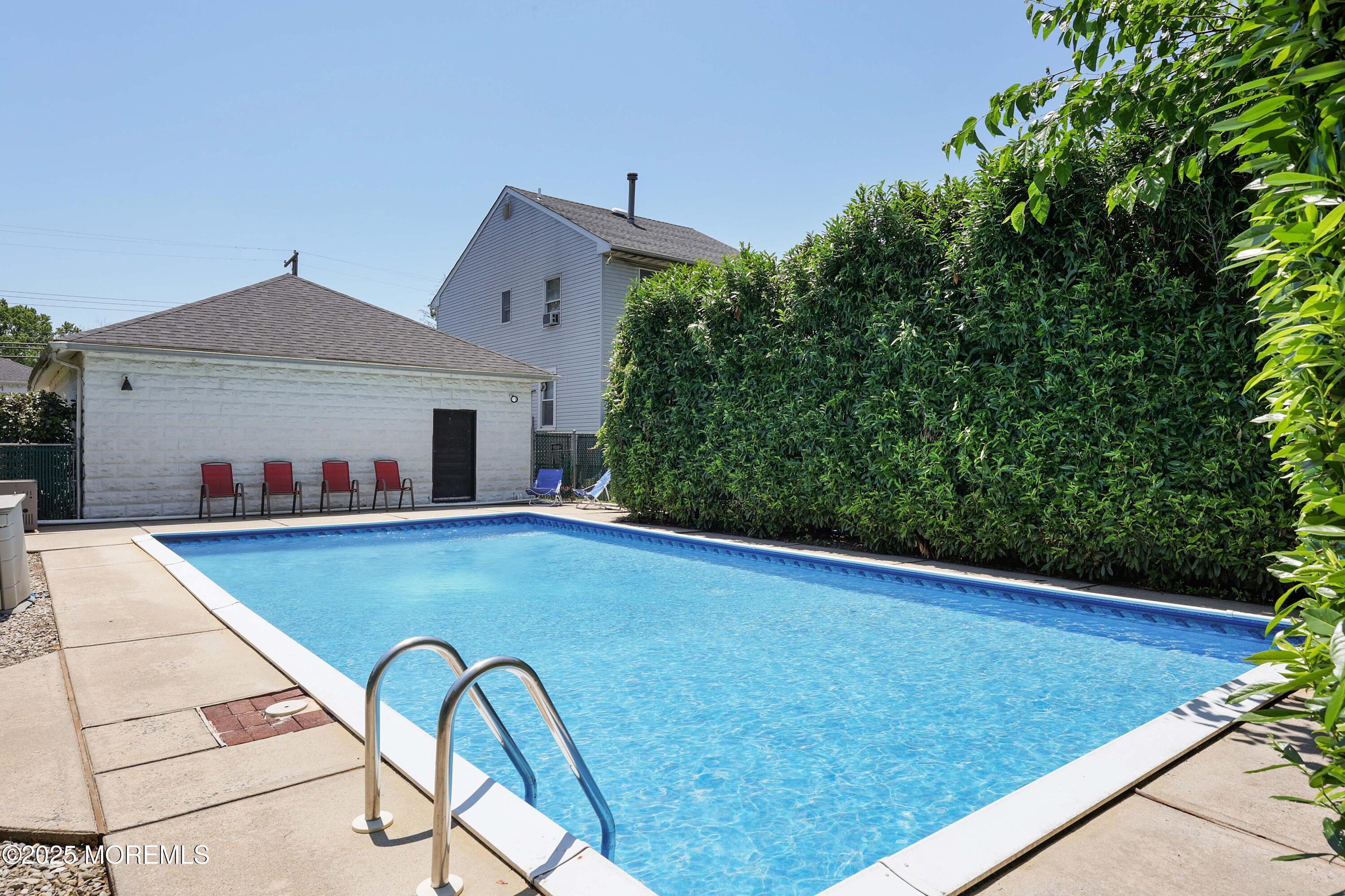 Port Monmouth, New Jersey, 07758, United States, 4 Bedrooms Bedrooms, ,3 BathroomsBathrooms,Residential,For Sale,1901599