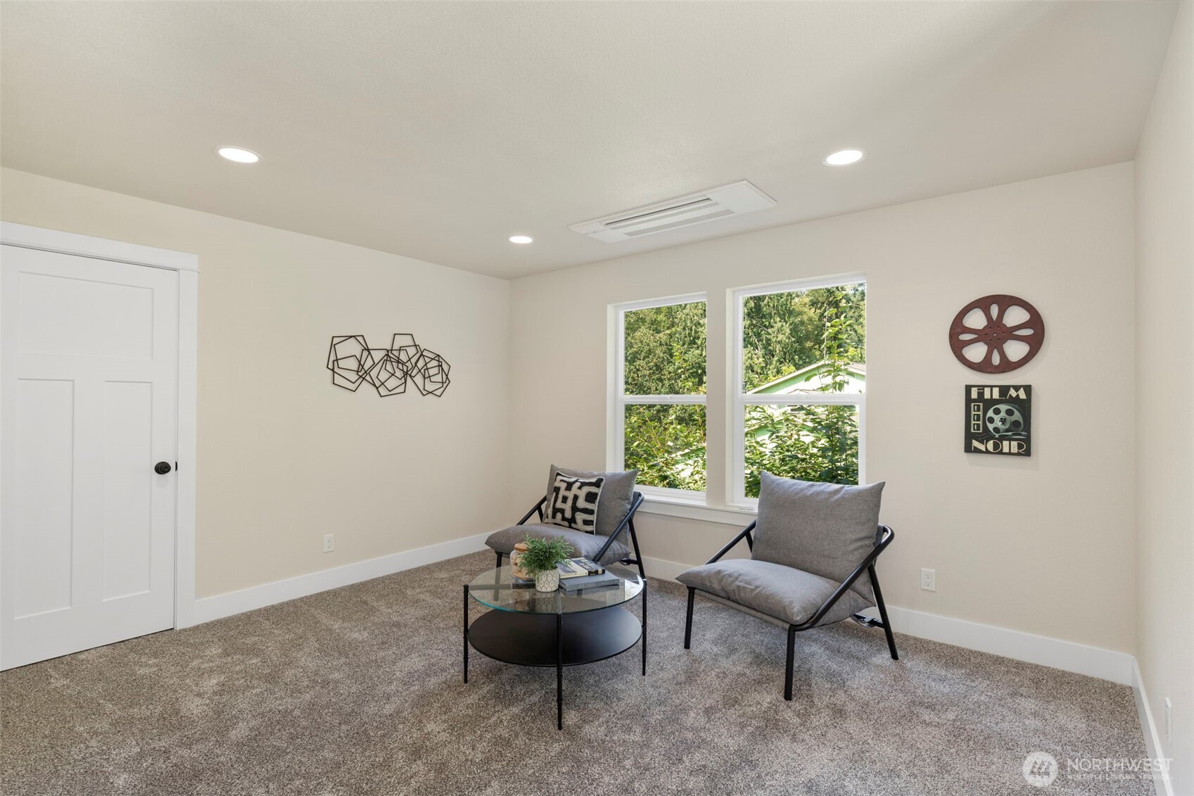 Hansville, Washington, 98340, United States, 3 Bedrooms Bedrooms, ,2 BathroomsBathrooms,Residential,For Sale,1839111