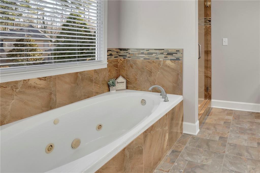 Marietta, Georgia, 30066, United States, 4 Bedrooms Bedrooms, ,3 BathroomsBathrooms,Residential,For Sale,2003100