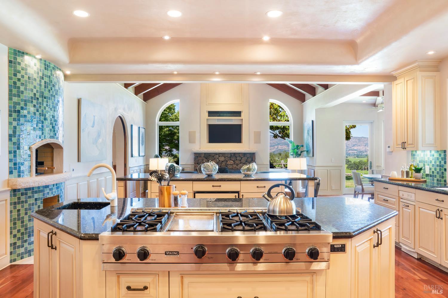 Napa, California, 94558, United States, 5 Bedrooms Bedrooms, ,8 BathroomsBathrooms,Residential,For Sale,1862462