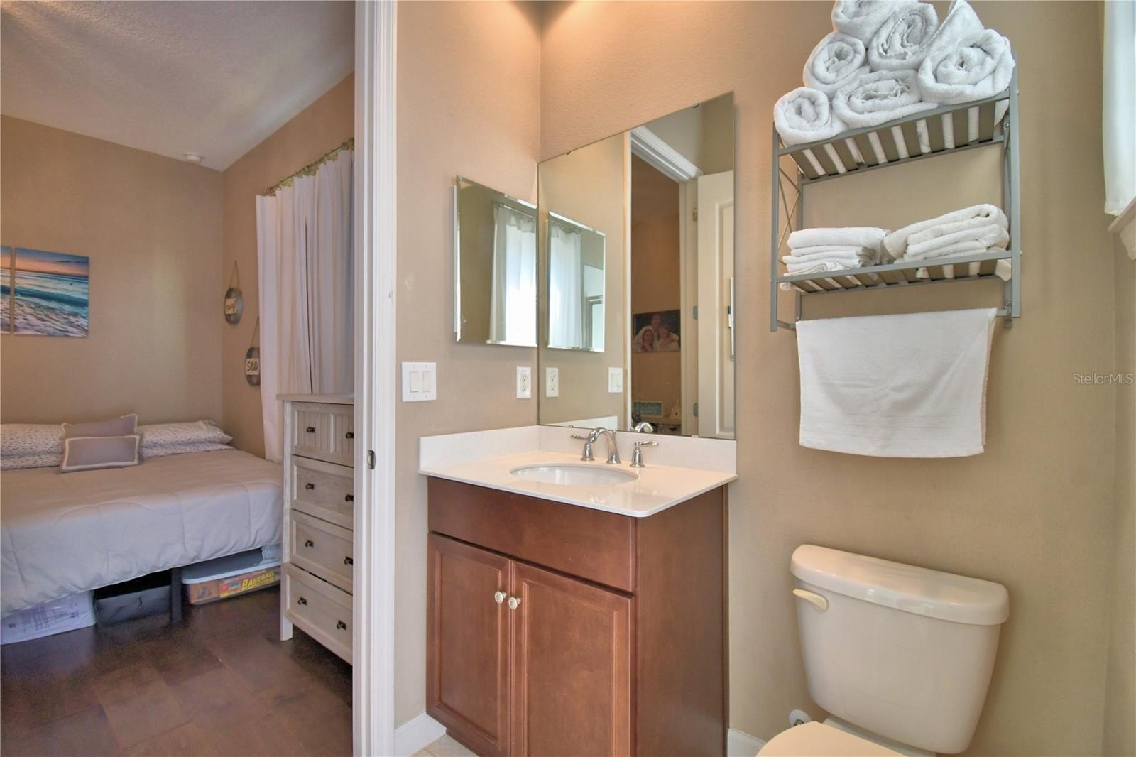 DAVENPORT, Florida, 33837, United States, 5 Bedrooms Bedrooms, ,4 BathroomsBathrooms,Residential,For Sale,1975734