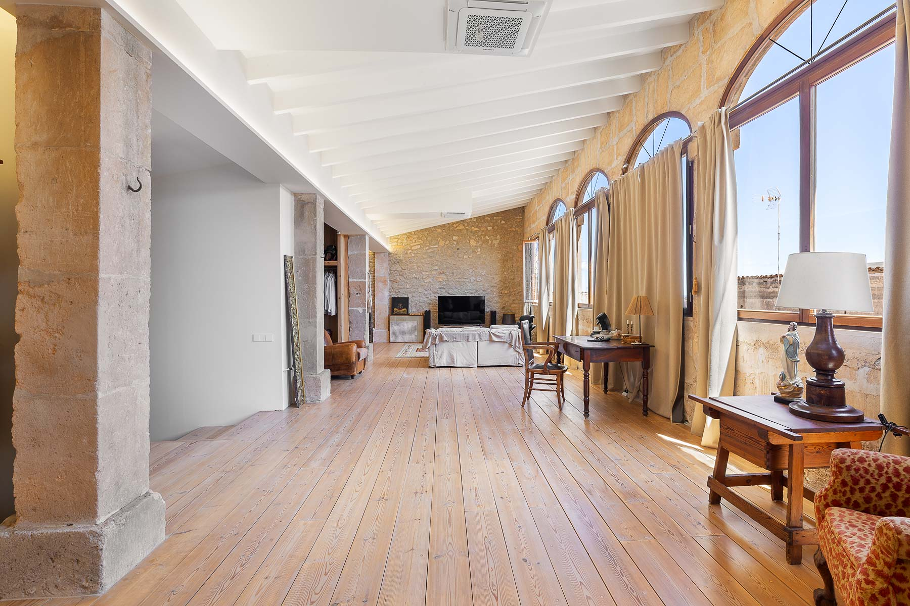  Completely renovated townhouse in Porreres - 物件實景