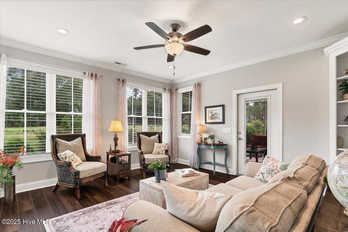 Southern Pines, North Carolina, 28387, United States, 3 Bedrooms Bedrooms, ,3 BathroomsBathrooms,Residential,For Sale,1933285