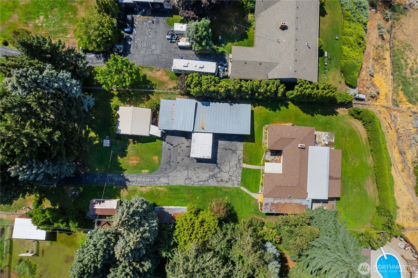 East Wenatchee, Washington, 98802, United States, 3 Bedrooms Bedrooms, ,1 BathroomBathrooms,Residential,For Sale,1890394