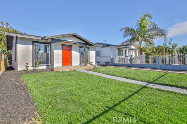 Los Angeles, California, 90044, United States, 2 Bedrooms Bedrooms, ,1 BathroomBathrooms,Residential,For Sale,2008191