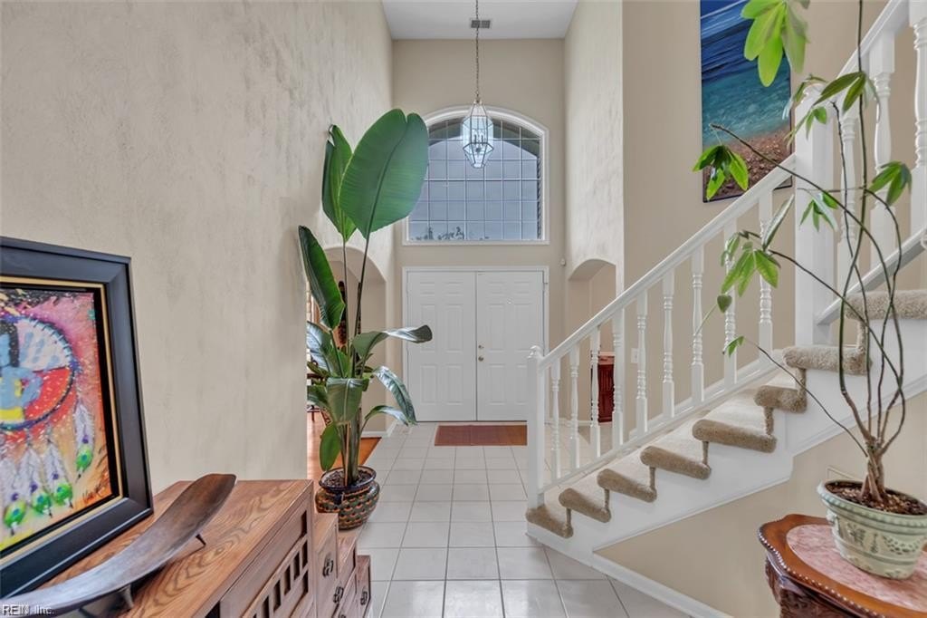 Virginia Beach, Virginia, 23456, United States, 6 Bedrooms Bedrooms, ,4 BathroomsBathrooms,Residential,For Sale,1942829