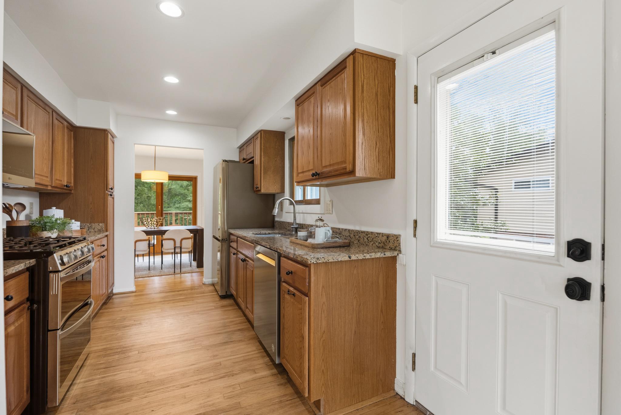  8719 Gateshead Road, Alexandria, VA, 22309 - 物件實景