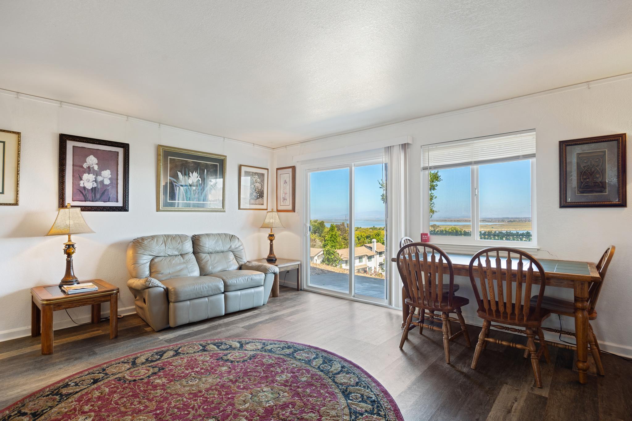  Duplex With Water Views - 物件實景
