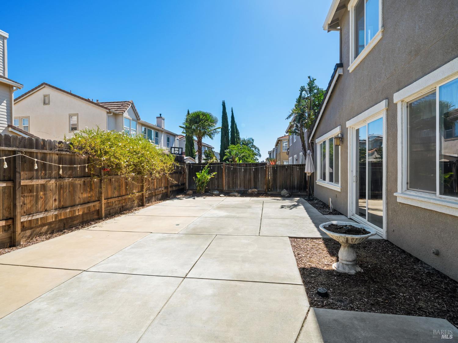 Vacaville, California, 95687, United States, 5 Bedrooms Bedrooms, ,4 BathroomsBathrooms,Residential,For Sale,1828372
