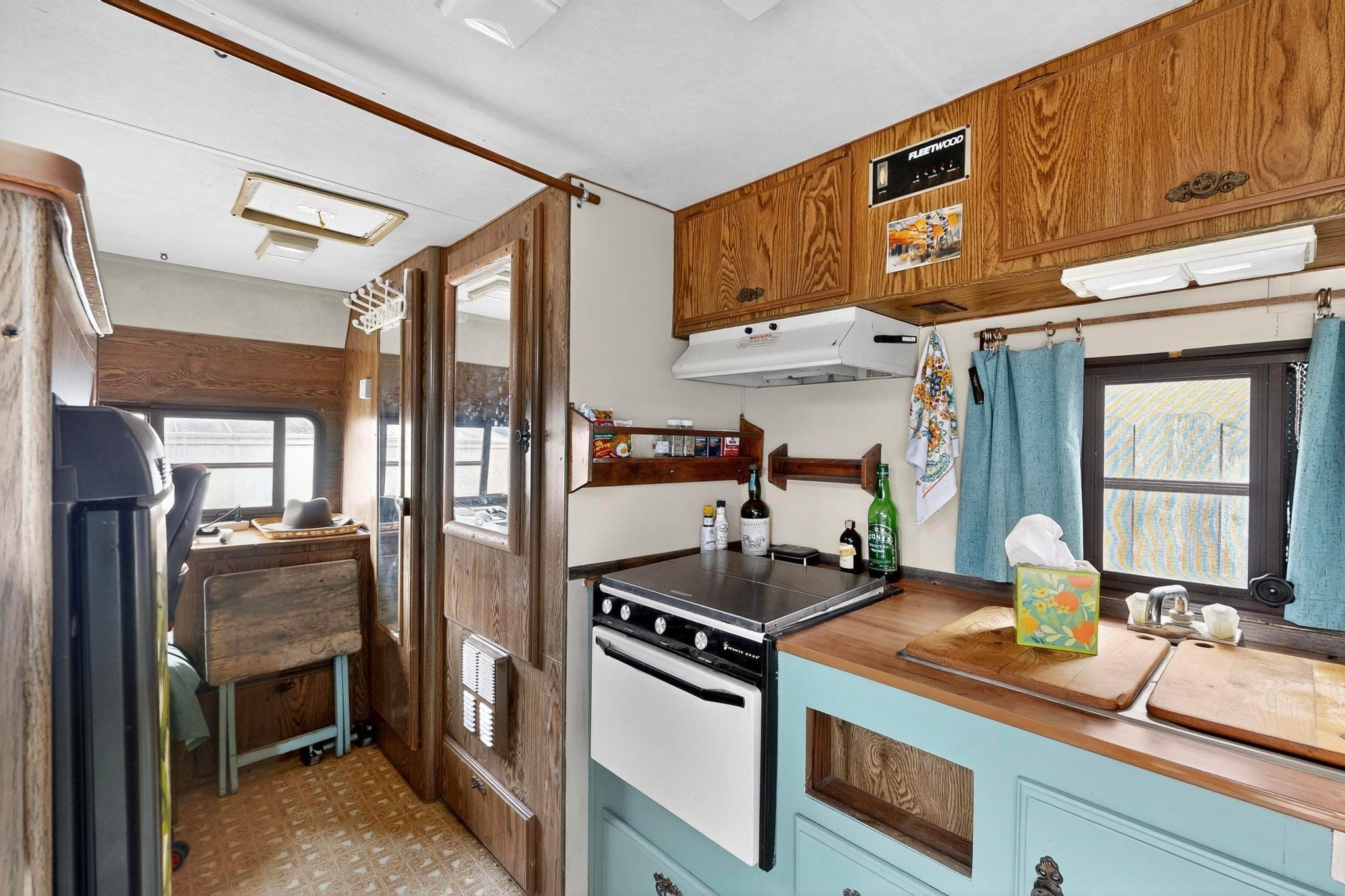 Santa Fe, New Mexico, 87505, United States, 3 Bedrooms Bedrooms, ,2 BathroomsBathrooms,Residential,For Sale,1971309