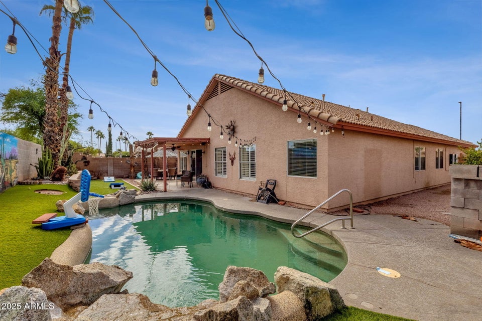 Mesa, Arizona, 85209, United States, 3 Bedrooms Bedrooms, ,2 BathroomsBathrooms,Residential,For Sale,2006207