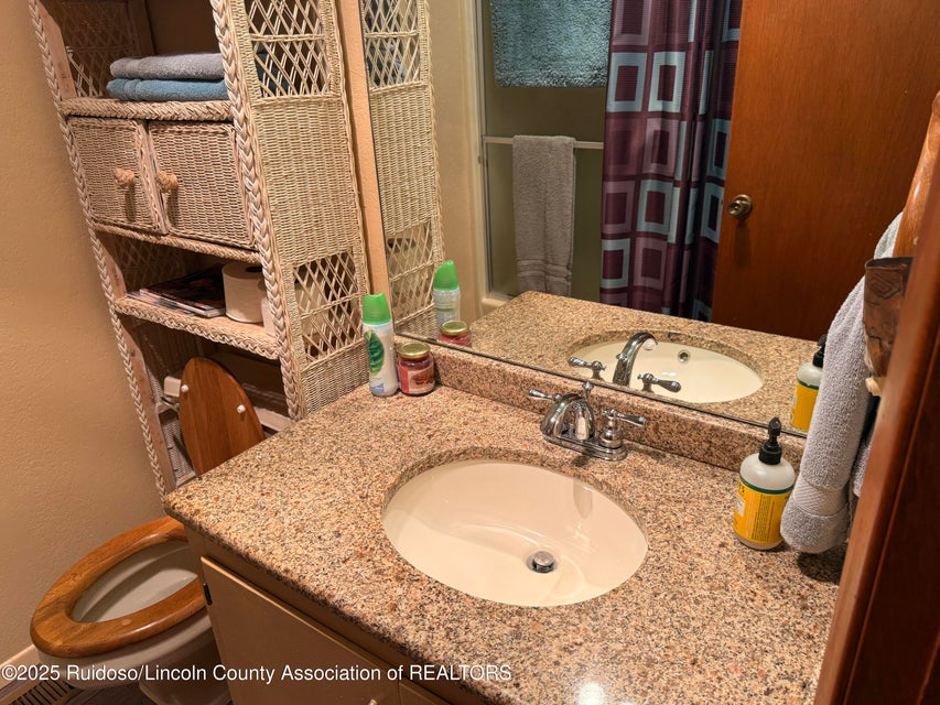 Alto, New Mexico, 88312, United States, 3 Bedrooms Bedrooms, ,4 BathroomsBathrooms,Residential,For Sale,1975387