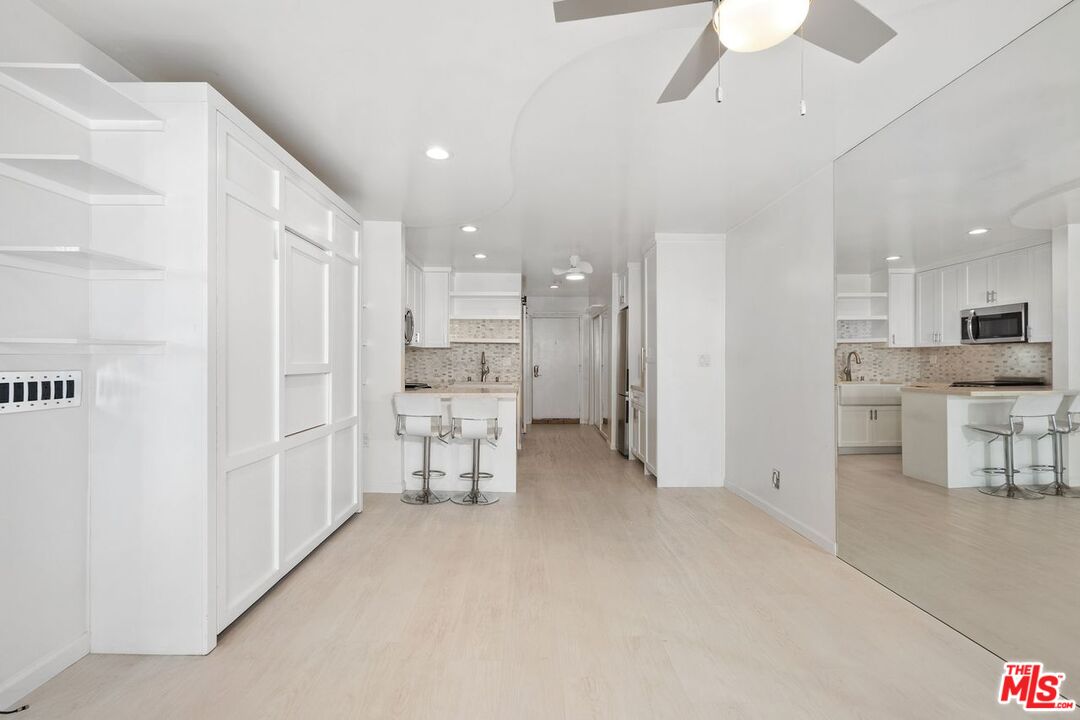 Malibu, California, 90265, United States, ,1 BathroomBathrooms,Residential,For Sale,1999798