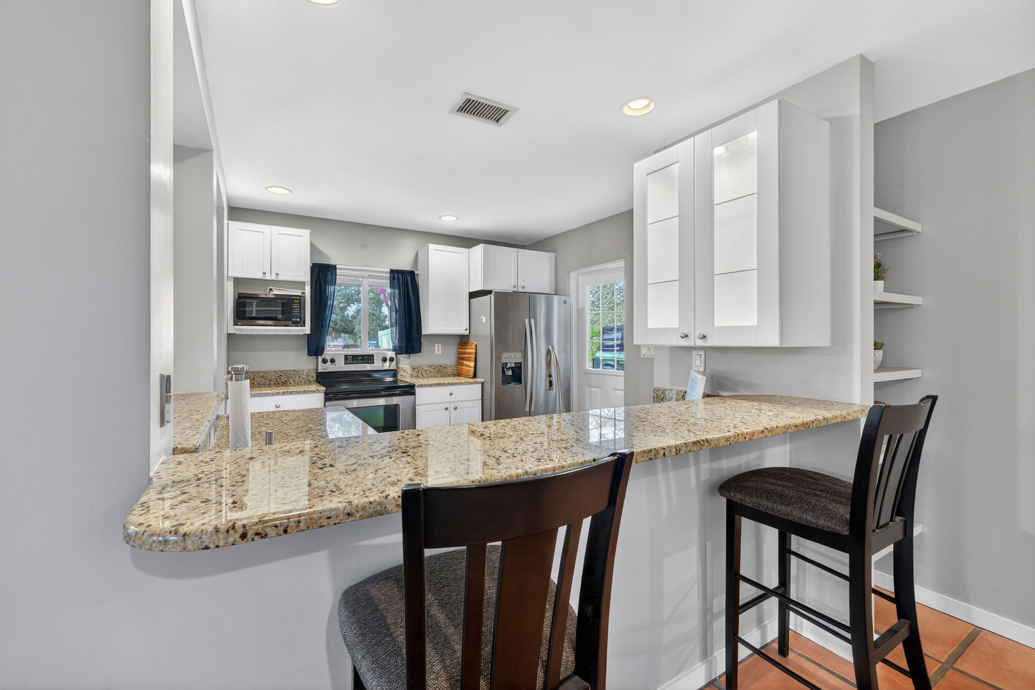 Clearwater, Florida, 33755, United States, 5 Bedrooms Bedrooms, ,3 BathroomsBathrooms,Residential,For Sale,2013064