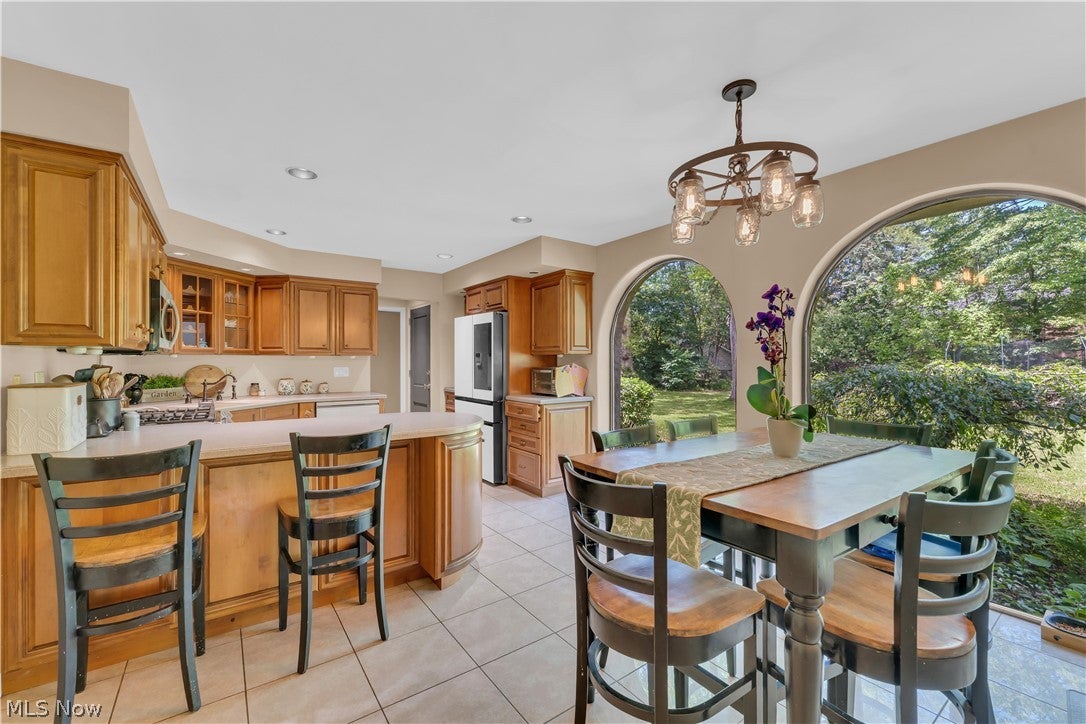 Howland, Ohio, 44484, United States, 4 Bedrooms Bedrooms, ,3 BathroomsBathrooms,Residential,For Sale,2048047