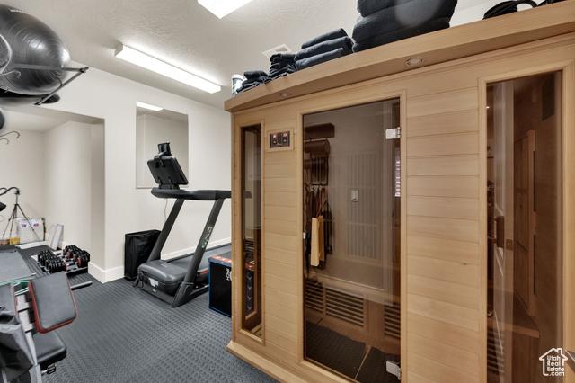 Cottonwood Heights, Utah, 84093, United States, 6 Bedrooms Bedrooms, ,5 BathroomsBathrooms,Residential,For Sale,1980024