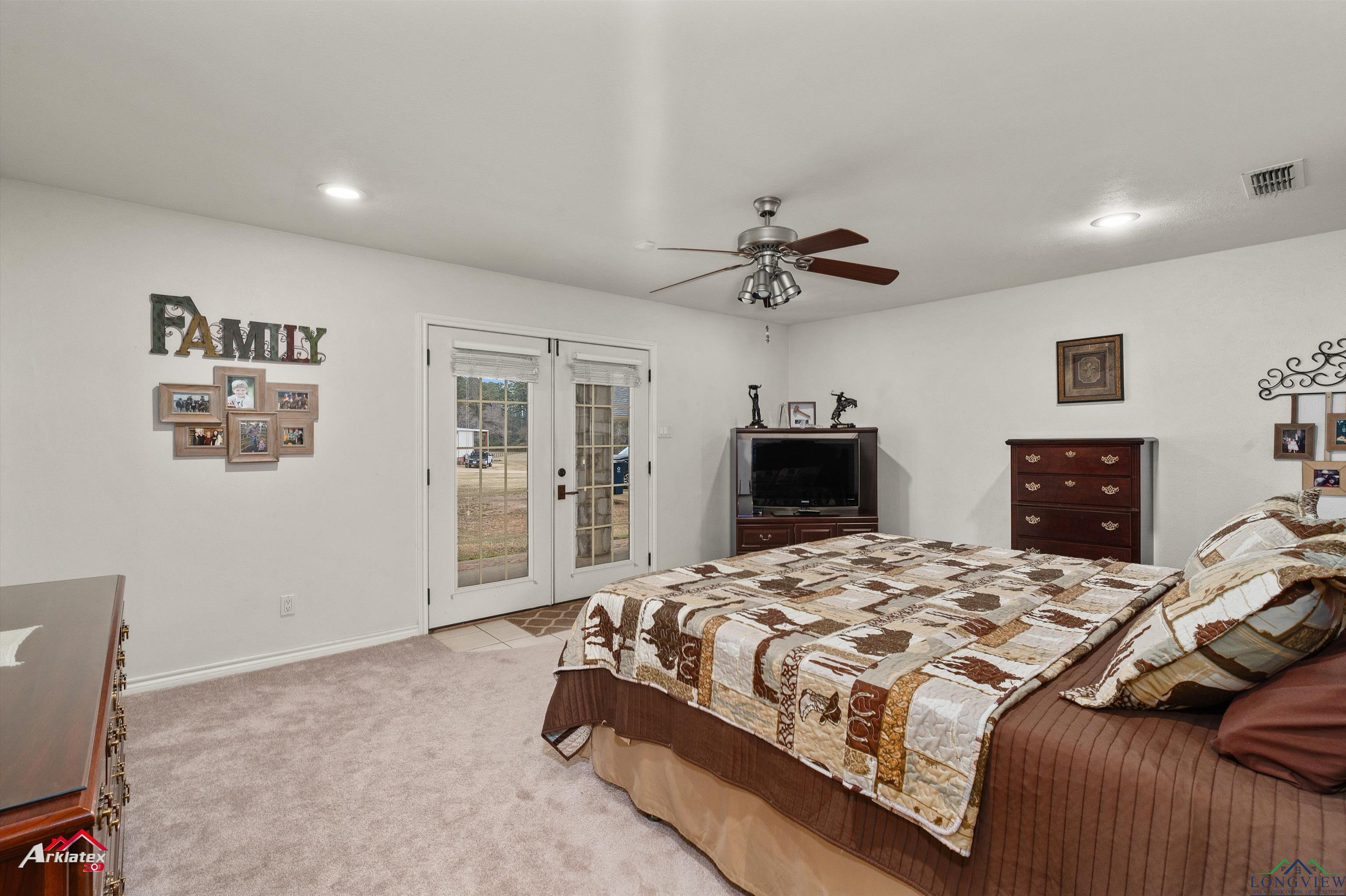 Marshall, Texas, 75672-4947, United States, 3 Bedrooms Bedrooms, ,4 BathroomsBathrooms,Residential,For Sale,1982293