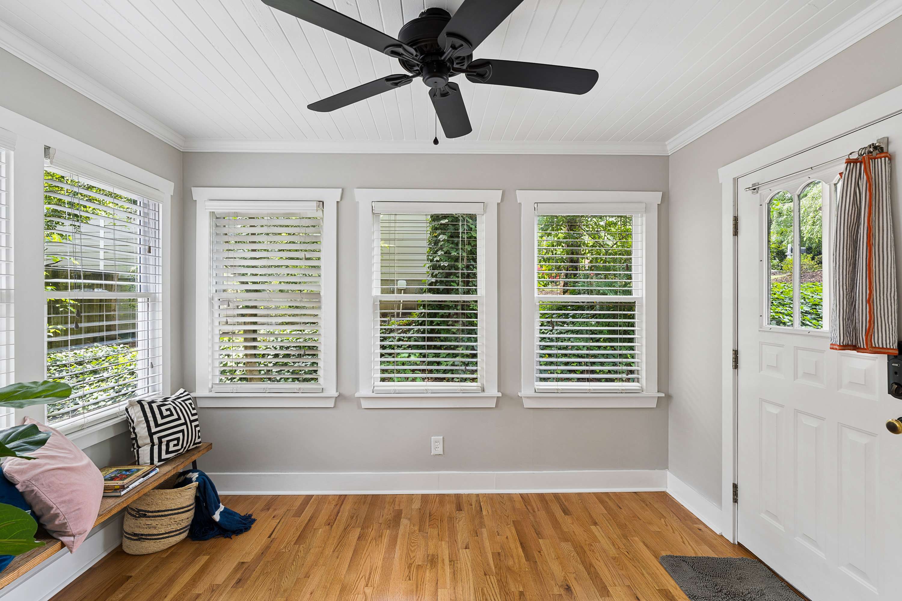  Charming Bungalow in Sought-After West Midtown - 物件實景