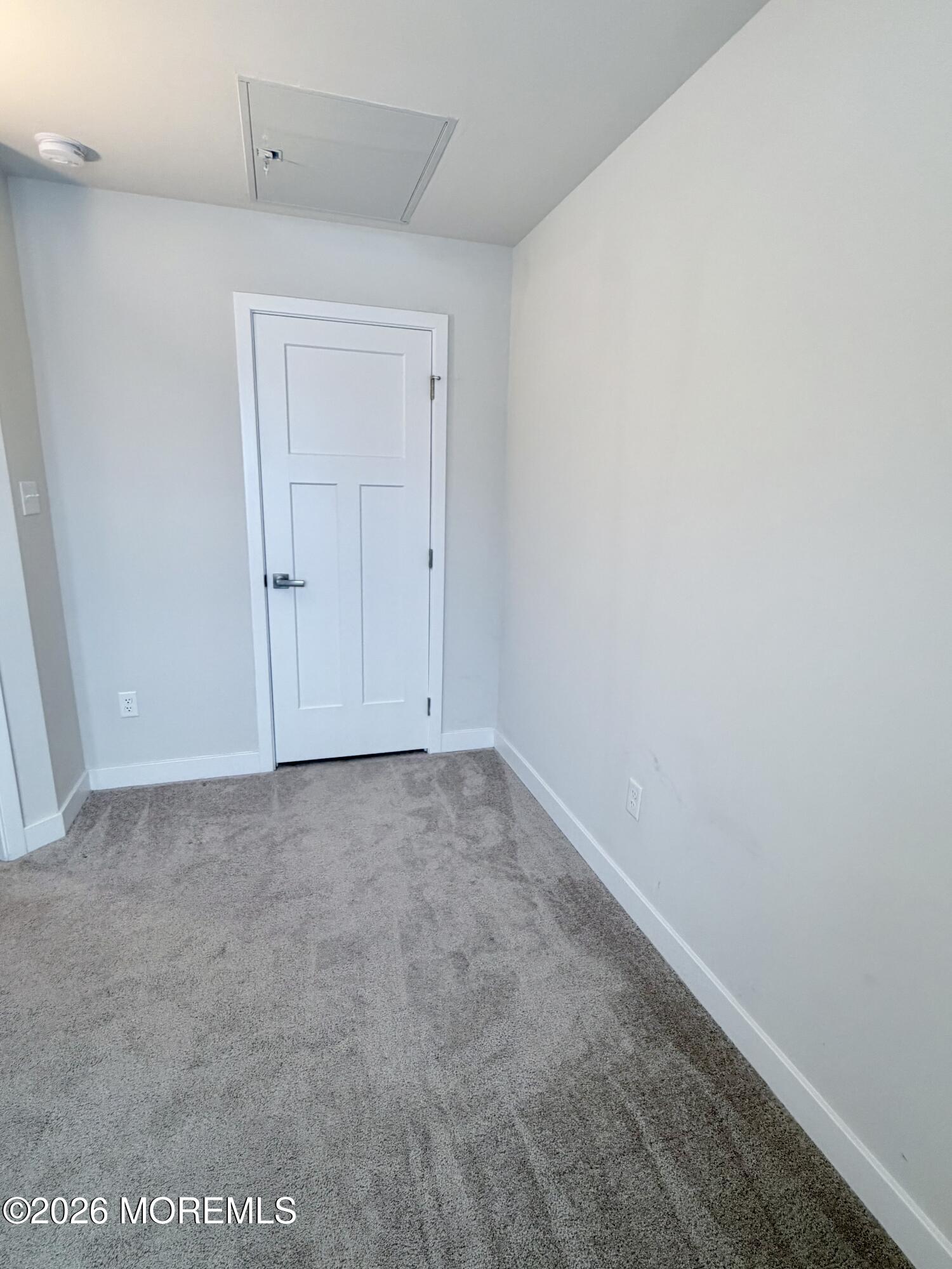 Parlin, New Jersey, 08859, United States, 3 Bedrooms Bedrooms, ,3 BathroomsBathrooms,Residential,For Sale,2010964