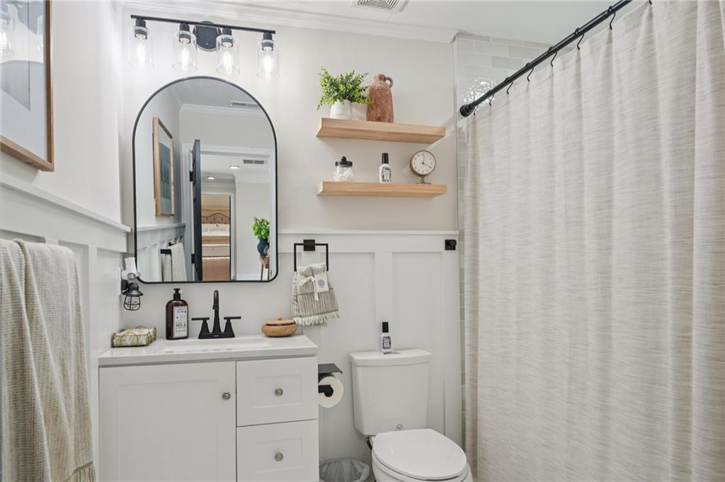 Flowery Branch, Georgia, 30542, United States, 5 Bedrooms Bedrooms, ,4 BathroomsBathrooms,Residential,For Sale,2035755