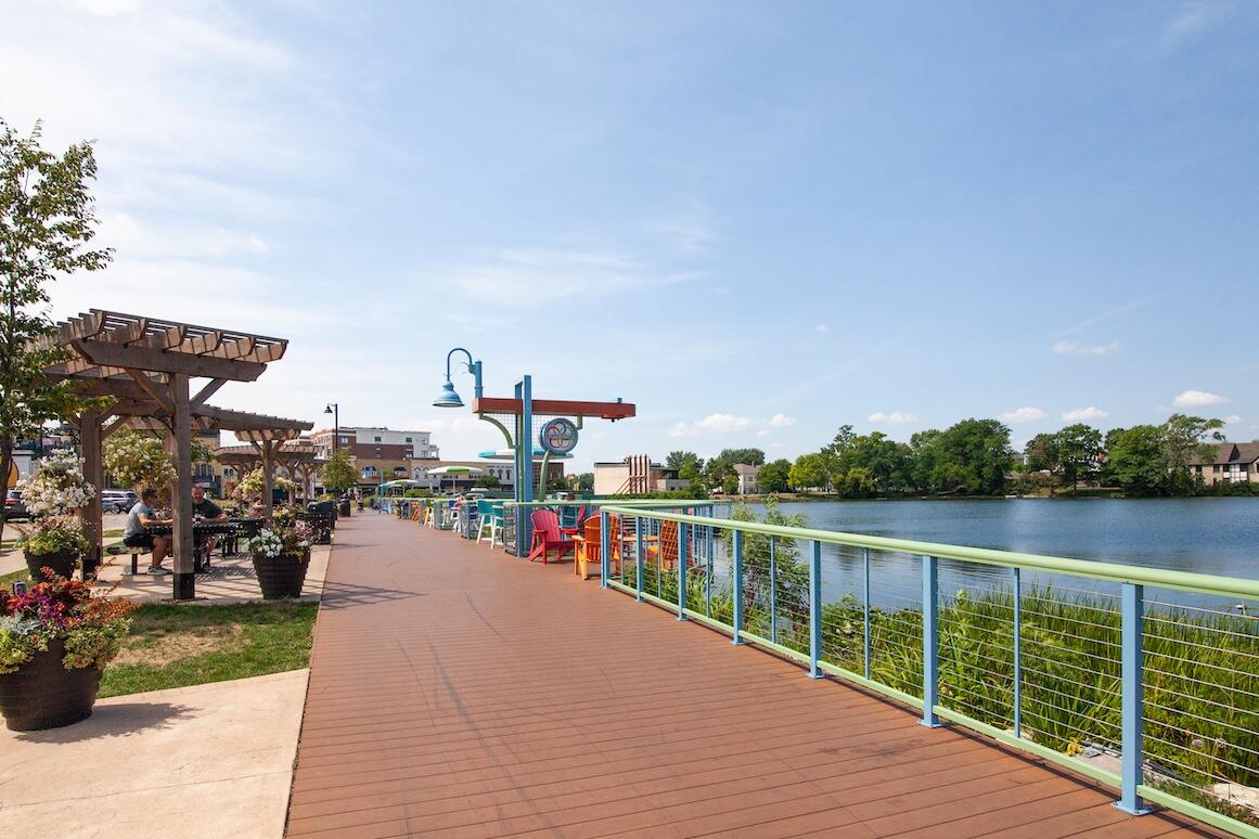 Oconomowoc, Wisconsin, 53066, United States, 1 Bedroom Bedrooms, ,2 BathroomsBathrooms,Residential,For Sale,1819550