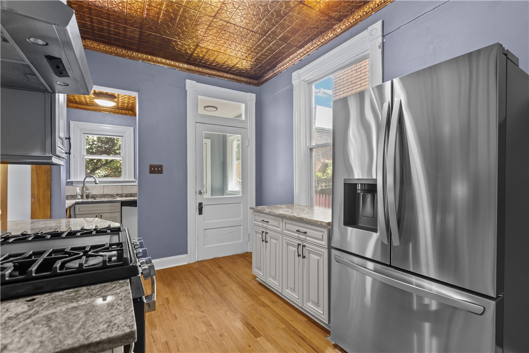 Highland Park, Pennsylvania, 15206, United States, 4 Bedrooms Bedrooms, ,3 BathroomsBathrooms,Residential,For Sale,1924844