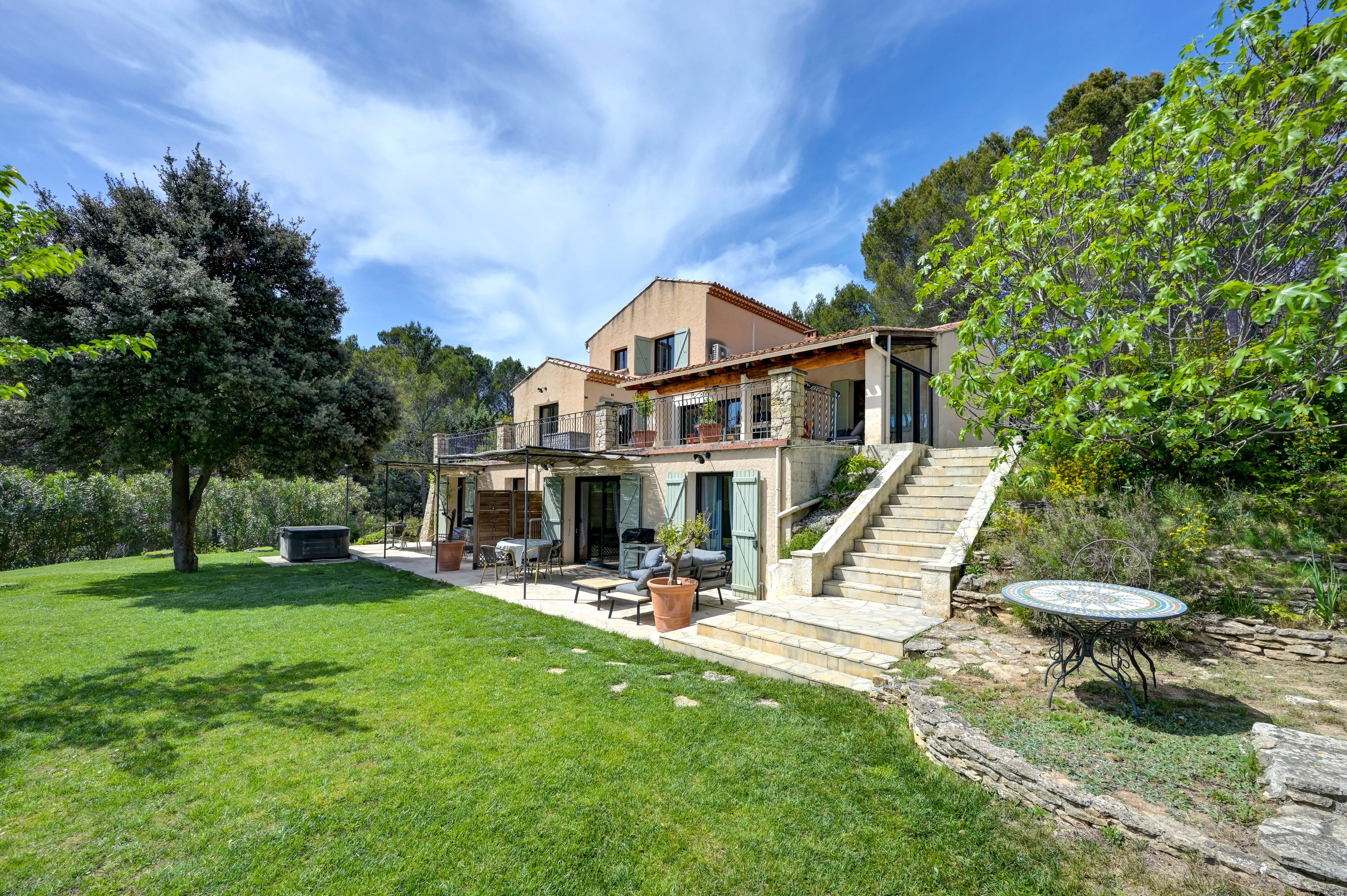  Exceptional Property – Venelles, - 物件實景