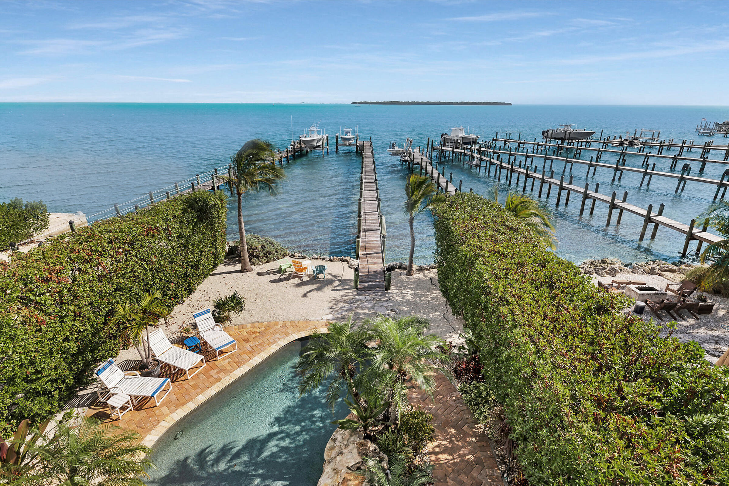 Tavernier, Florida, 33070, United States, 3 Bedrooms Bedrooms, ,2 BathroomsBathrooms,Residential,For Sale,1882347