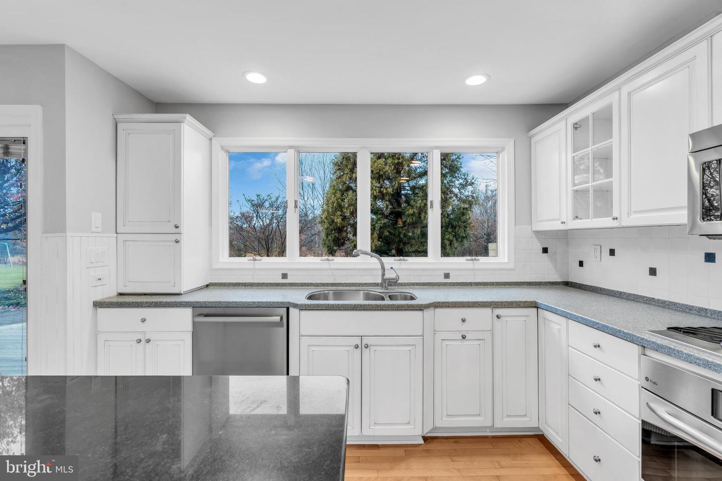 Princeton Junction, New Jersey, 08550, United States, 4 Bedrooms Bedrooms, ,4 BathroomsBathrooms,Residential,For Sale,2003201