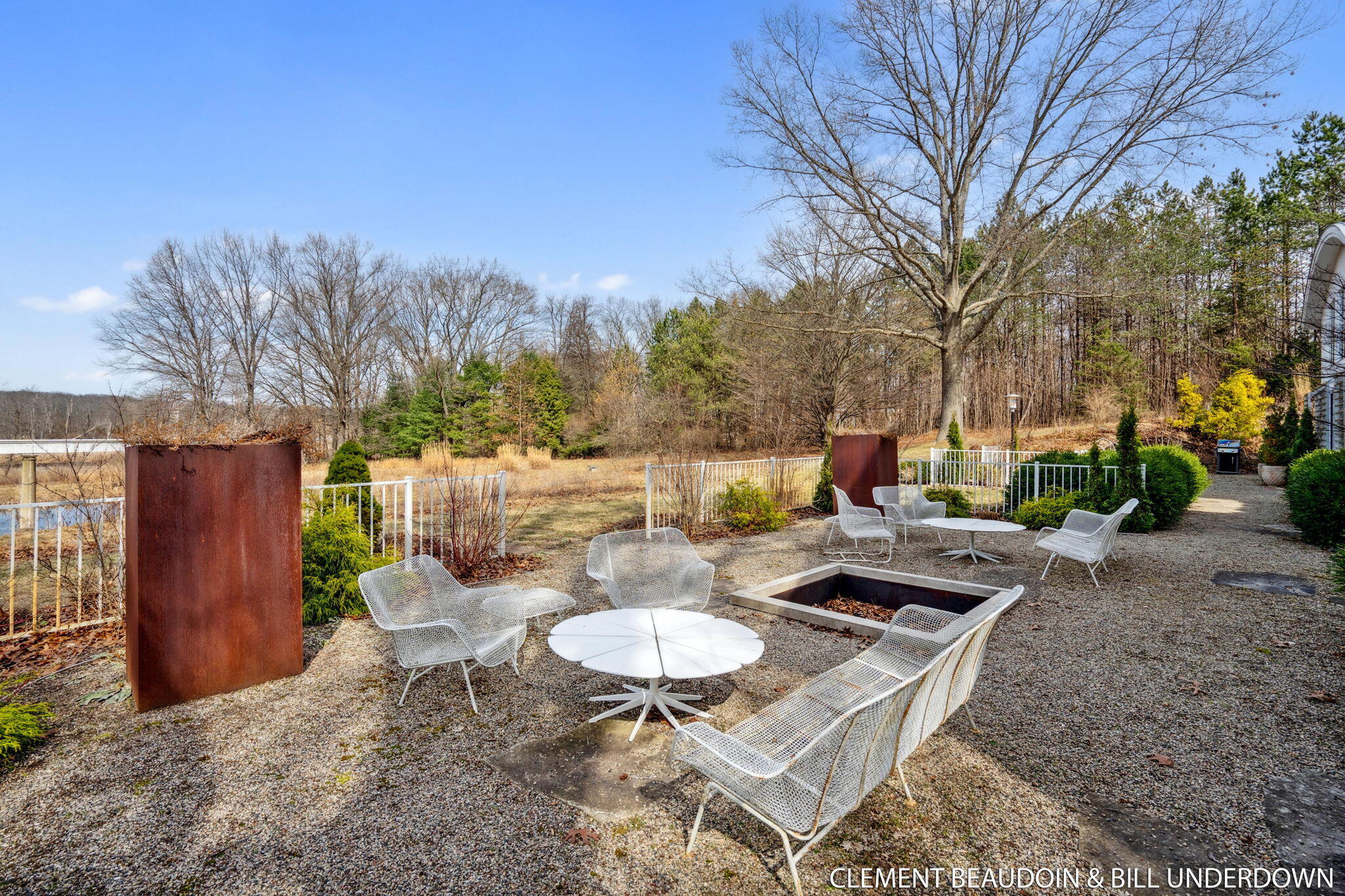 Fennville, Michigan, 49408, United States, 5 Bedrooms Bedrooms, ,7 BathroomsBathrooms,Residential,For Sale,1973707