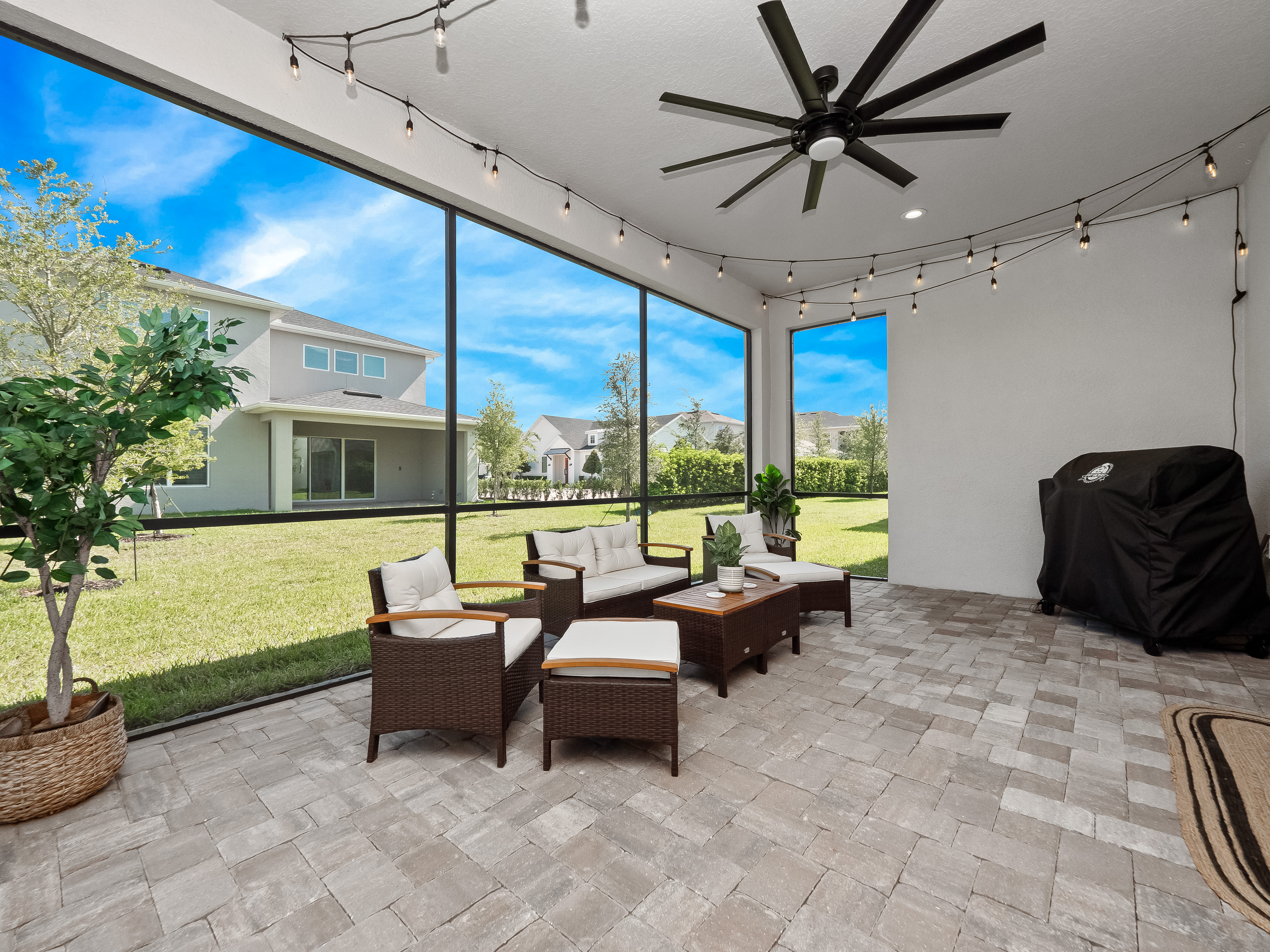 Winter Garden, Florida, 34787, United States, 5 Bedrooms Bedrooms, ,5 BathroomsBathrooms,Residential,For Sale,1914233